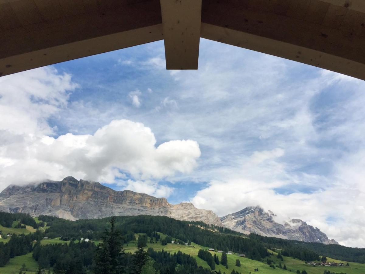 Guesthouse Rungg Badia (South Tyrol) Dış mekan fotoğraf