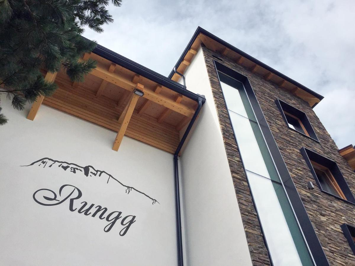 Guesthouse Rungg Badia (South Tyrol) Dış mekan fotoğraf