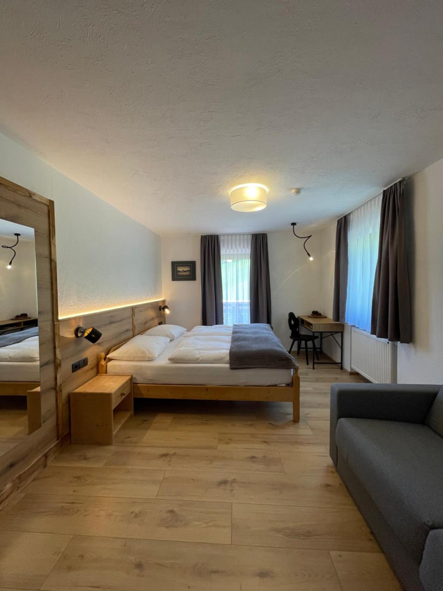 Guesthouse Rungg Badia (South Tyrol) Dış mekan fotoğraf