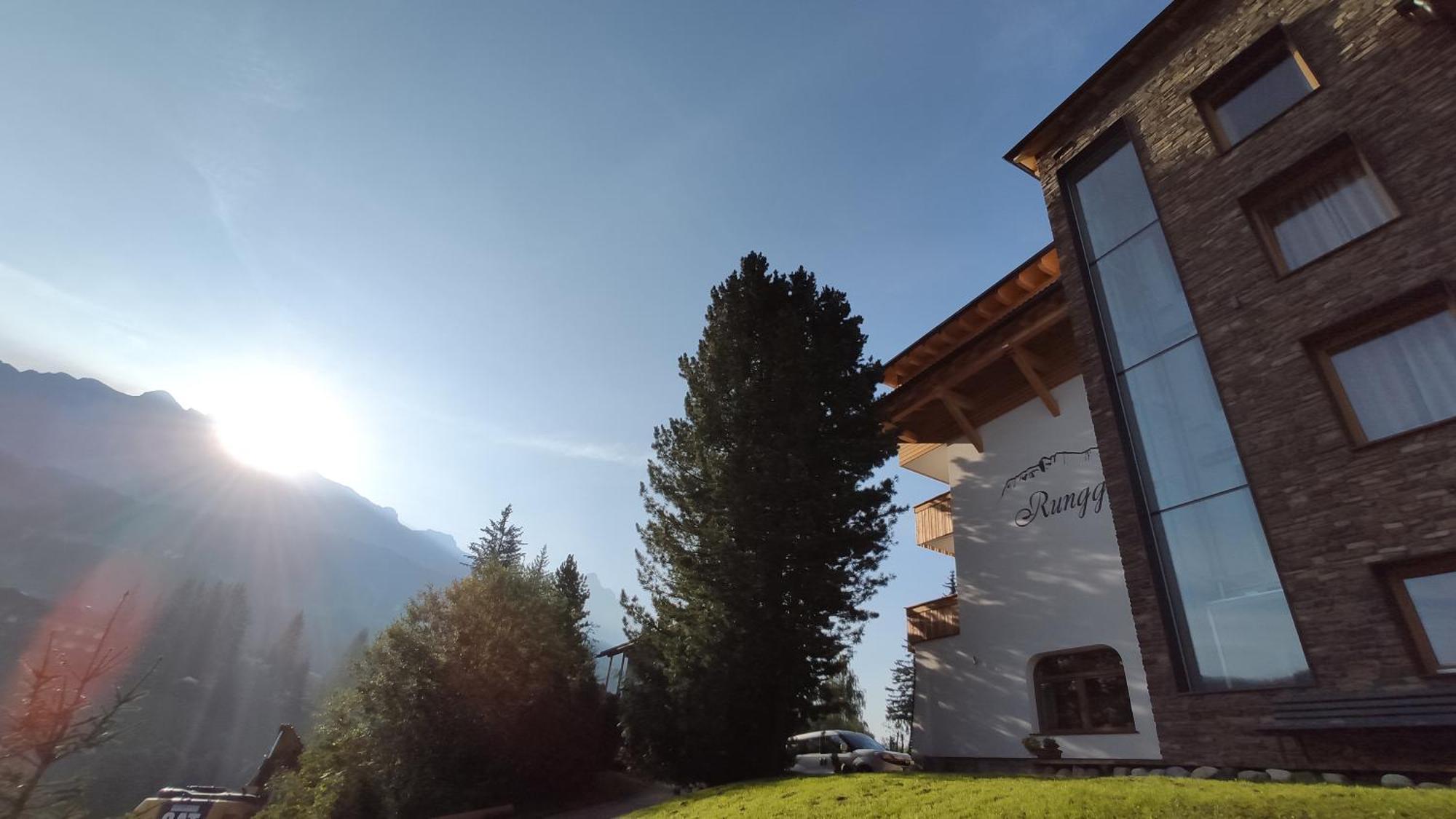 Guesthouse Rungg Badia (South Tyrol) Dış mekan fotoğraf