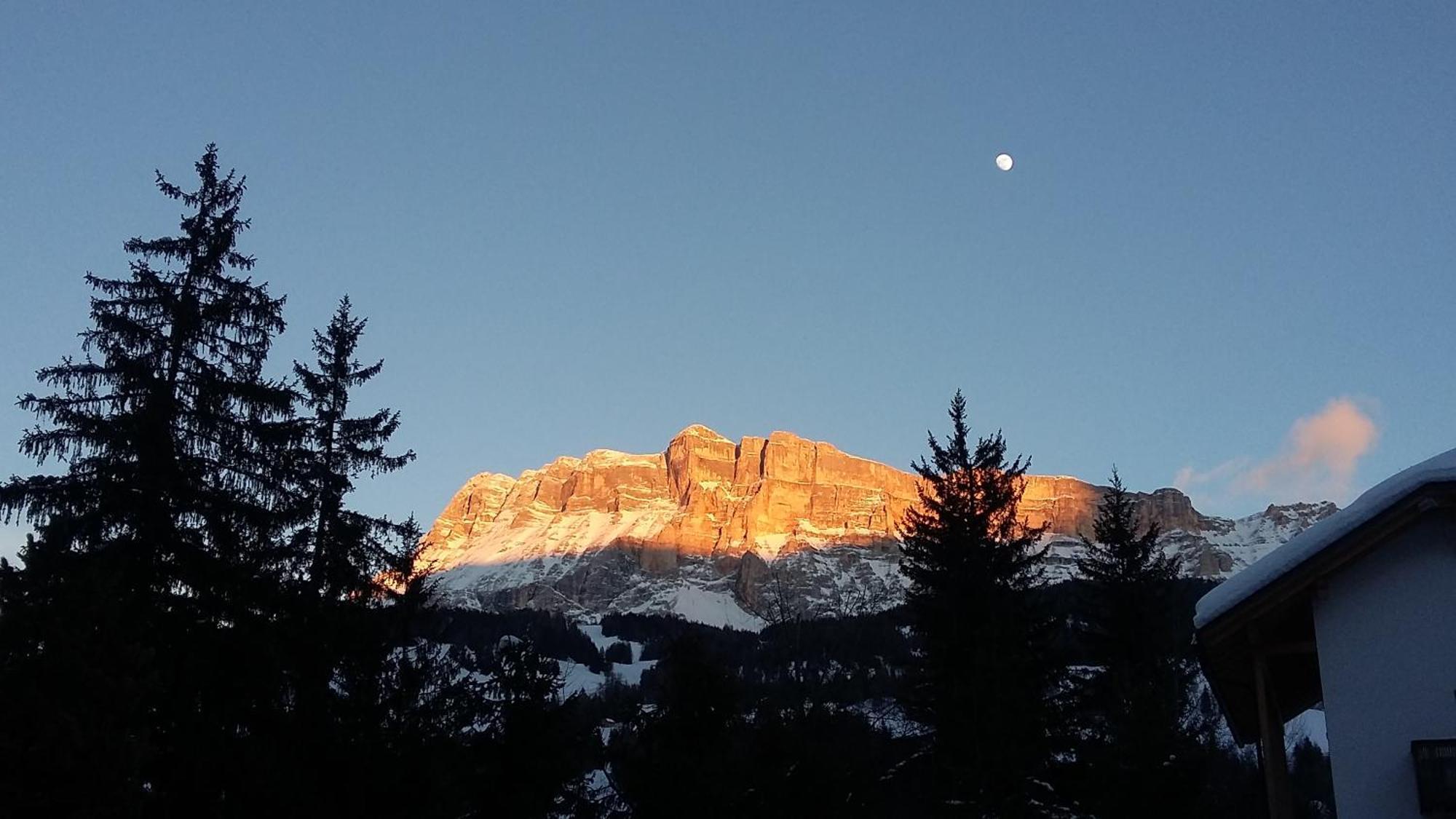 Guesthouse Rungg Badia (South Tyrol) Dış mekan fotoğraf