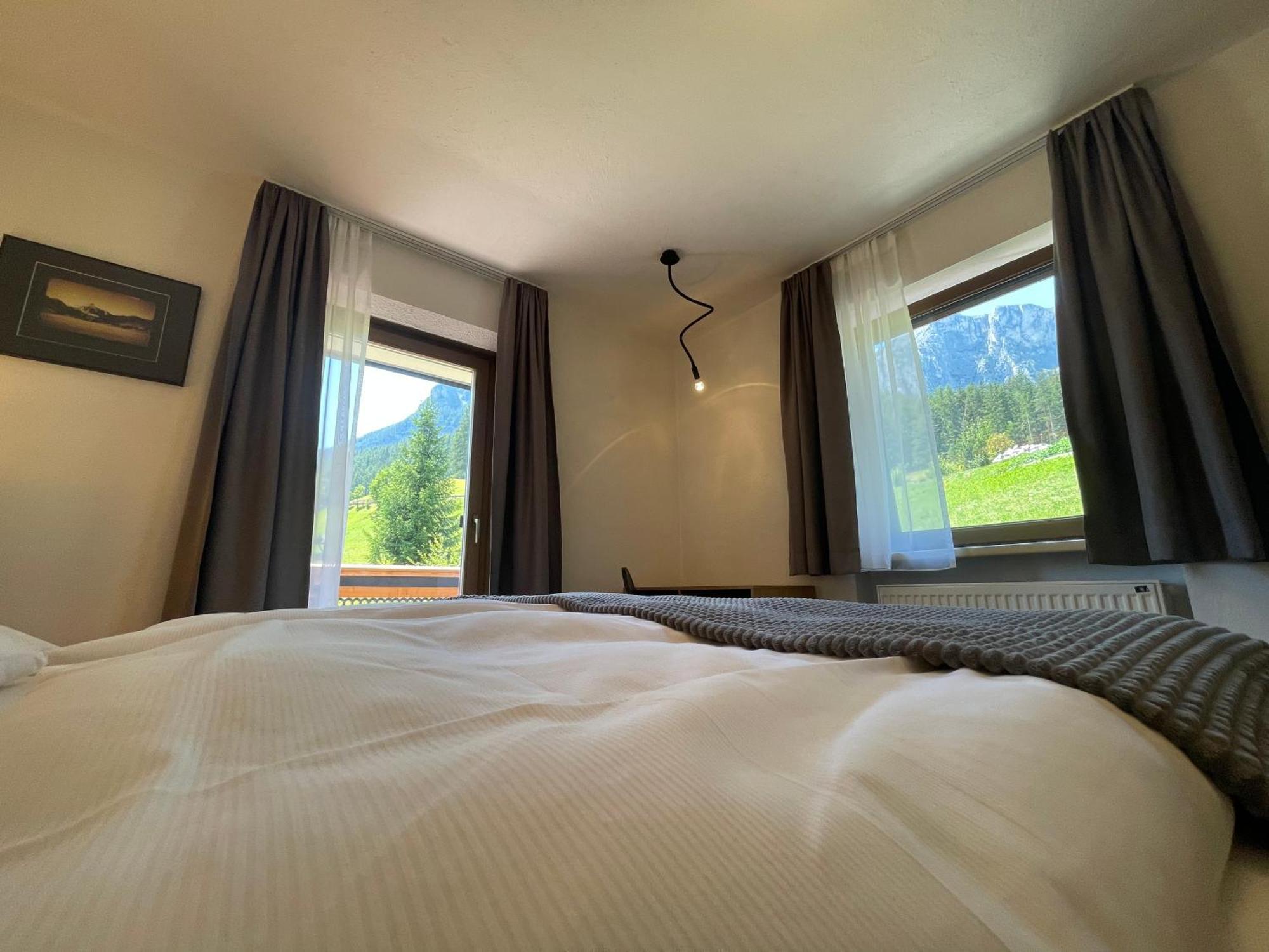 Guesthouse Rungg Badia (South Tyrol) Dış mekan fotoğraf