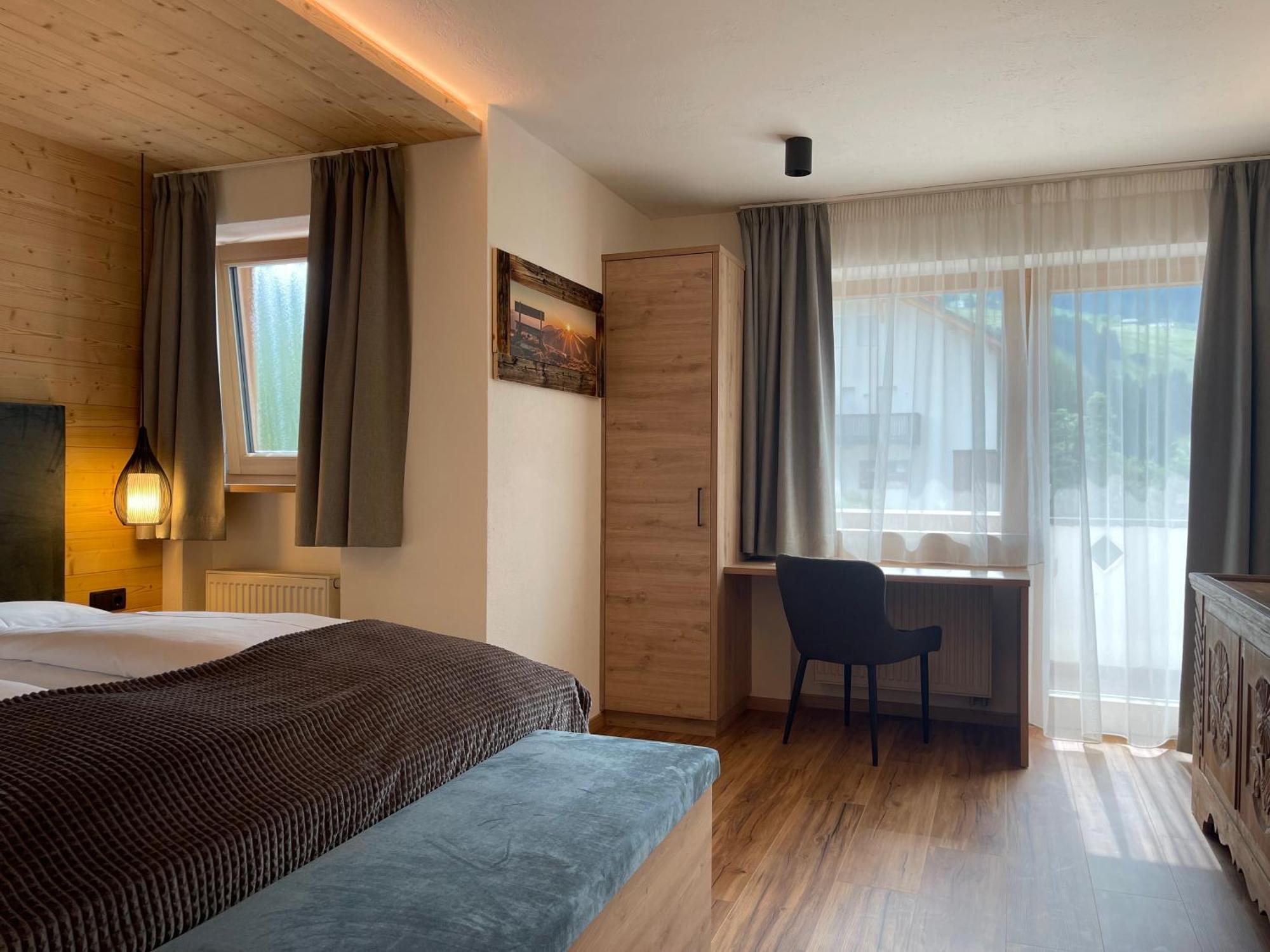 Guesthouse Rungg Badia (South Tyrol) Dış mekan fotoğraf