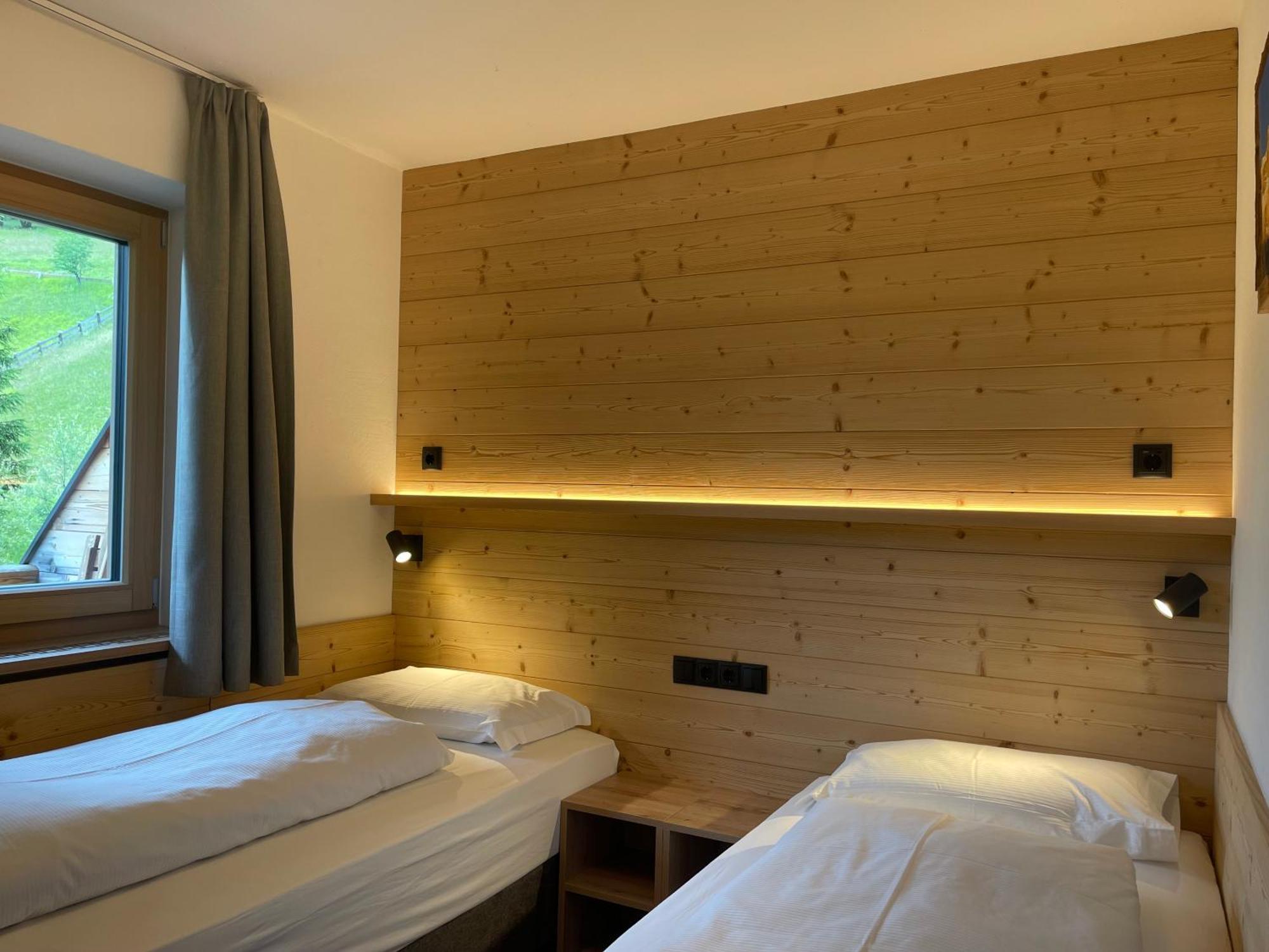 Guesthouse Rungg Badia (South Tyrol) Dış mekan fotoğraf